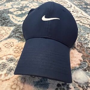 Nike Men's Navy Blue Cap
